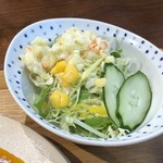 midori食堂 - 野菜サラダ、ポテトサラダがいい味わい。