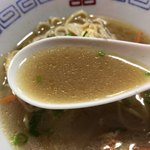 長栄軒 - ラーメン スープ