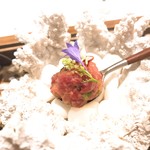 ラチュレ - タルタル：アサツキの花となずな、ルッコラの花を添えて