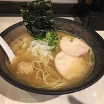 麺屋 武一 - 濃厚鶏骨醤油そば