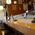 鮨処 菊水 - 店内です。