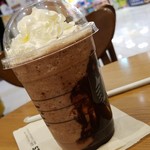 スターバックスコーヒー - Ｔアーモンドトフィートリプルチョコレートフラペチーノ(560円税)です。