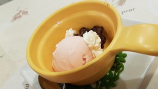 ボブズカフェ うまごやコペ - 春の桜アイス(280円)えす。