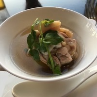 中国菜 老四川 飄香 銀座三越店 - 地鶏と冬瓜の蒸しスープ