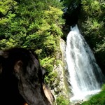 Takayamawanwamparadaisuhoteru - 銚子の滝