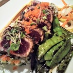 Tommy Bahama Restaurant, Bar & Store - 