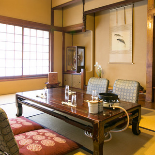 Enjoy the ultimate Sukiyaki in a traditional Japanese room that retains the atmosphere of a traditional Japanese house
