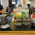 Sky Lounge Schengen - きゅうり入りのお水は微妙？