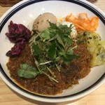 カレーライス専門店 ブラザー - 鯖キーマ＋味玉