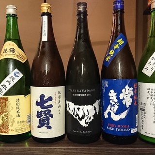 焼鳥との相性が抜群！厳選した日本酒と本格焼酎が豊富