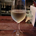 ビーボ デイリースタンド - 「本日のワイン」：その日にオススメのワインが３種類ほど加わります！