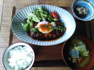 Wain Dokoro Oaji - 【平日限定ランチ】6月の月替り　「チキン味噌カツ〜温玉のせ〜」950円