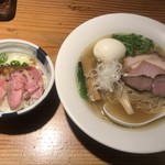 要の塩 - 《真鯛や牡蠣》を使用した塩そば＆限定飯