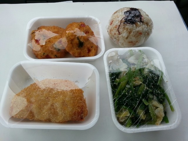 岩手・宮古の惣菜デリ「おかずや」- 手作りお弁当と季節の味覚