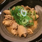 Hiroshimanosakedokorootamaya - 鶏皮の味噌煮込み