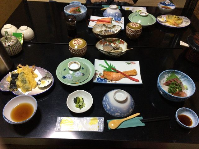 金沢屋旅館 カナザワヤリョカン 佐渡市その他 旅館 食べログ