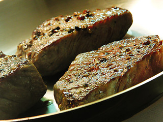 洋食レストラン じゃぽにか - FMVA認証牛「彩さい牛」のペッパーステーキ