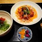 Wasanobi Yakansuke - 若鶏香味ダレとマグロキムチ丼