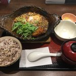 Ootoya - チキンの味噌カツ煮定食
                      ご飯は五穀ご飯に変更しました