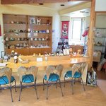 パンと珈琲の店　ねこのて - カウンター越しに店主さんと話せます