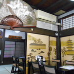 陣屋 - 昭和の日本家屋のようです。