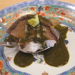 三笠鮨 - 大原産黒アワビ+肝ソース