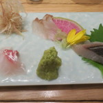 熟成魚場 福井県美浜町 - 鮮魚と熟成魚の刺盛