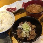 Sumibiyakiniku Kuguru - 