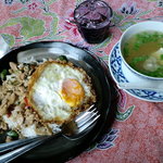 鶏のバジル炒め \650