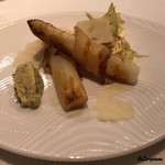 カーサ・デル・チーボ - フランス産ホワイトアスパラのムニャイヤ