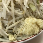 ラーメン豚五里羅Ⅲ - ニンニク