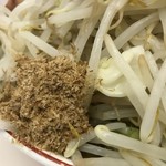ラーメン豚五里羅Ⅲ - 魚粉