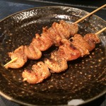 和鶏屋 - H.30.4.24.夜 皮(塩) @140円