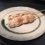 和鶏屋 - H.30.4.24.夜 塩水漬け胸肉串焼き @140円
