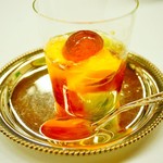 柏屋 大阪千里山 - ピオーネ マンゴー キウイ 蜂蜜ゼリー