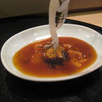 おたる政寿司 本店 - いかを雲丹汁に付けて食す　美味い　絶妙