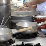 仙台中華そば 銘店嘉一 - 厨房内