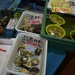 道の駅かまえ Buri Laboratory - 海産物直売所の新鮮な貝