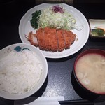 もち豚とんかつ たいよう - 上ロースカツ定食1800円