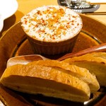 食堂 あいそ - おからチーズのポテサラ