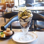 ピュア - 2018年3月　チョコレートパフェ【650円】豆乳ドーナツメープルシュガー【200円】