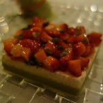 レザンファン ギャテ - 苺のサラダとバニラのバヴァロアのテリーヌ仕立て