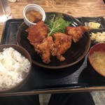 なるとキッチン - 小樽ザンギ定食