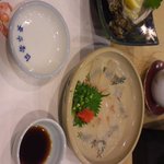 量平寿司 - 天然岩かきとこち薄造り