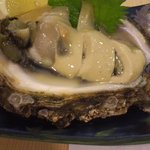 量平寿司 - 天然岩かきアップ