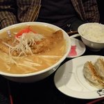 里の蔵 - 味噌パーコー麺