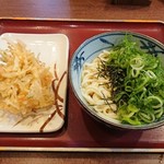 金比羅製麺 - ぶっかけ(並)300円＋かき揚げ140円