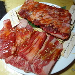 牛角 - カルビ３種盛り