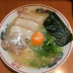 一休軒 - ラーメン（玉子入）