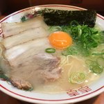 一休軒 - ラーメン（玉子入）